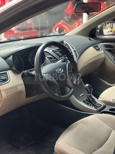 Hyundai Elantra 2016, 168,981 km - 1.8 l - Bakı