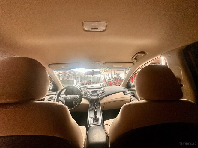 Hyundai Elantra 2016, 168,981 km - 1.8 l - Bakı