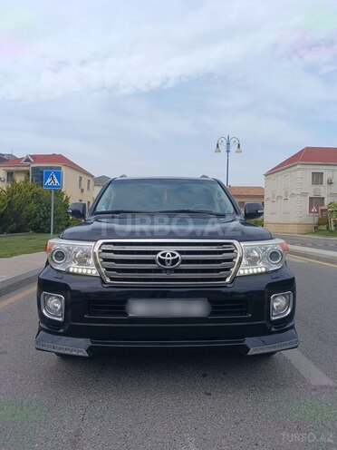 Toyota Land Cruiser-3