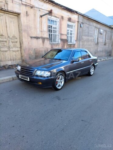 Mercedes C 180 1995, 635,000 km - 1.8 l - Gəncə