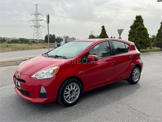 Toyota Prius C 2012, 187,945 km - 1.5 l - Bakı