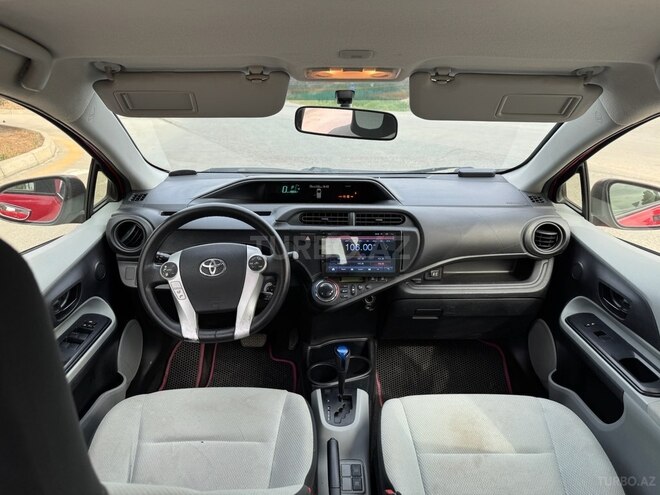 Toyota Prius C 2012, 187,945 km - 1.5 l - Bakı
