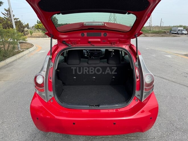 Toyota Prius C 2012, 187,945 km - 1.5 l - Bakı