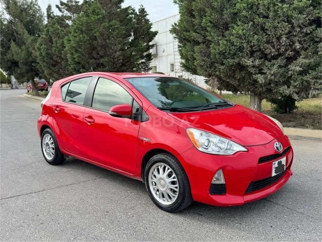 Toyota Prius C 2012, 187,945 km - 1.5 l - Bakı