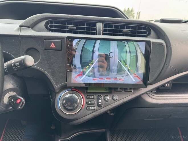 Toyota Prius C 2012, 187,945 km - 1.5 l - Bakı