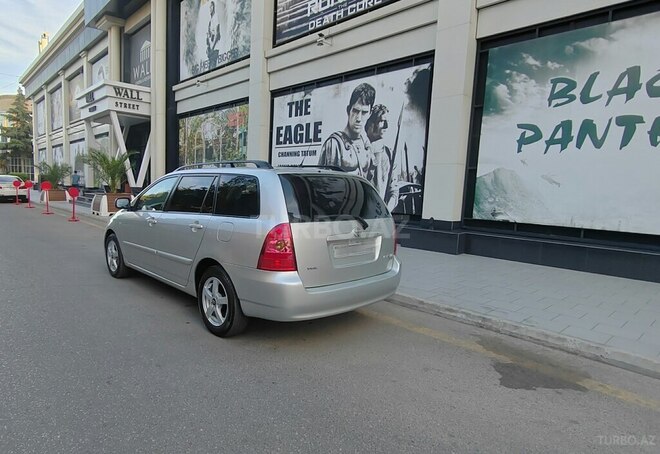 Toyota Corolla 2006, 300,000 km - 1.4 l - Bakı
