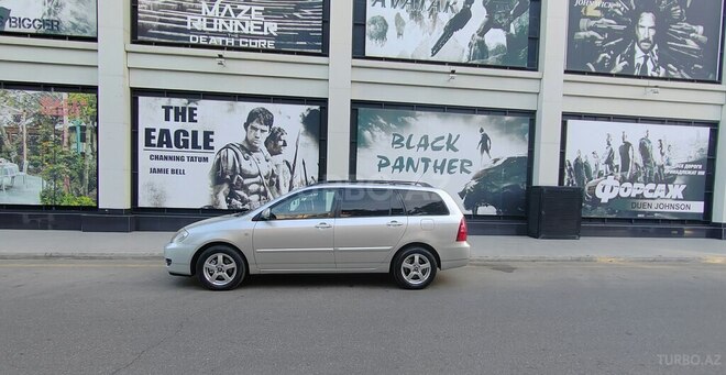 Toyota Corolla 2006, 300,000 km - 1.4 l - Bakı