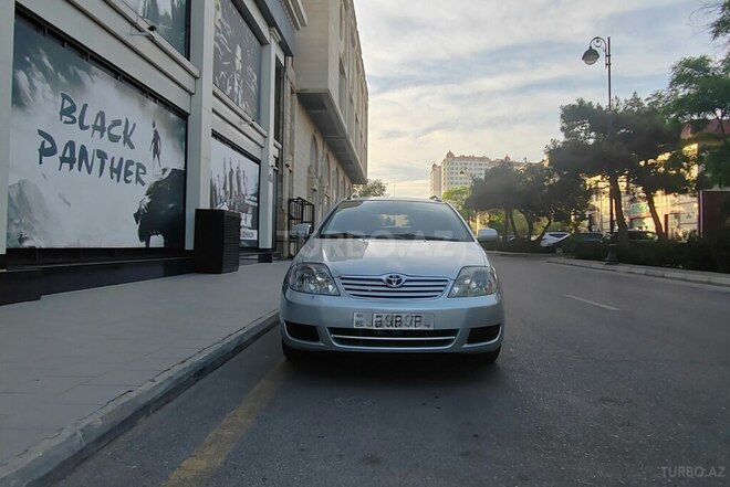Toyota Corolla 2006, 300,000 km - 1.4 l - Bakı