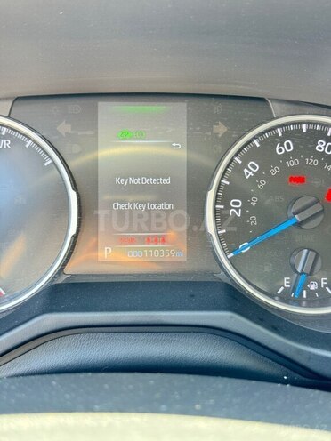 Toyota RAV4 2021, 110,359 km - 2.5 l - Bakı