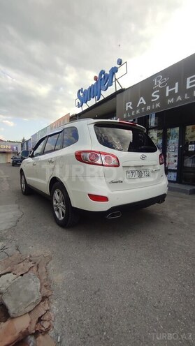 Hyundai Santa Fe 2010, 206,477 km - 2.0 л - Quba