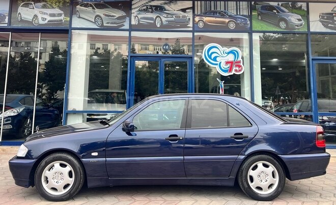 Mercedes C 200 1999, 261,000 km - 2.0 l - Sumqayıt