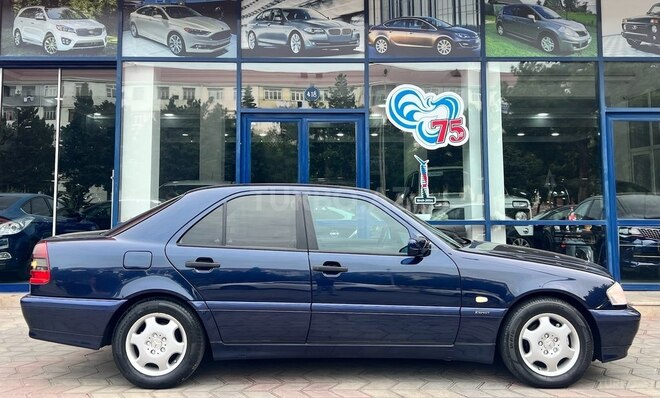 Mercedes C 200 1999, 261,000 km - 2.0 l - Sumqayıt