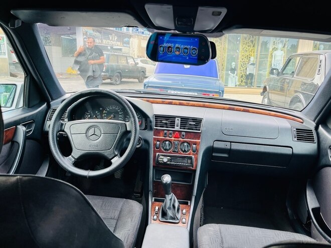 Mercedes C 180 1998, 320,000 km - 1.8 l - Bakı