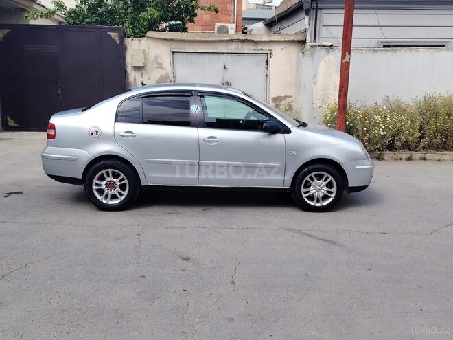 Volkswagen Polo 2006, 230,000 km - 1.4 l - Bakı