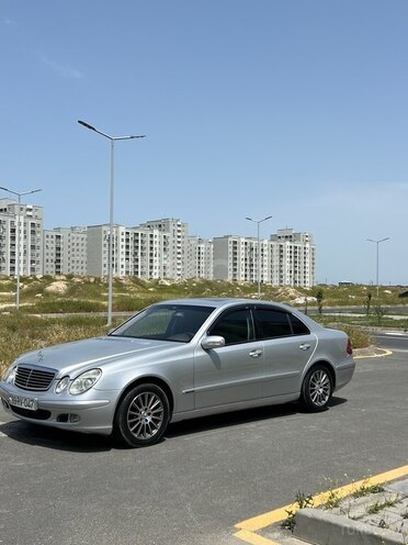 Mercedes E 220 d 2002, 347,260 km - 2.2 л - Bakı