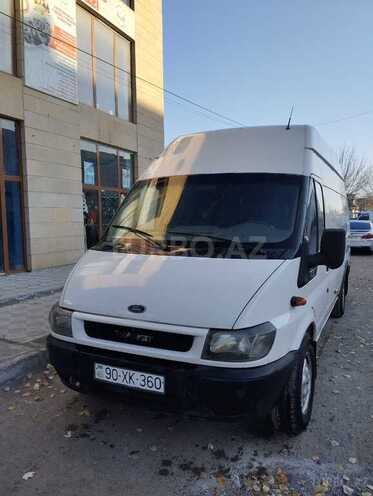 Ford Transit-3
