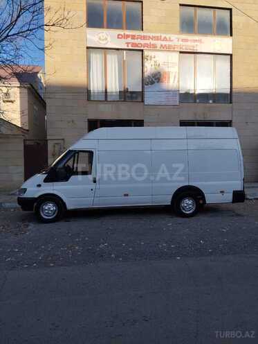 Ford Transit-5