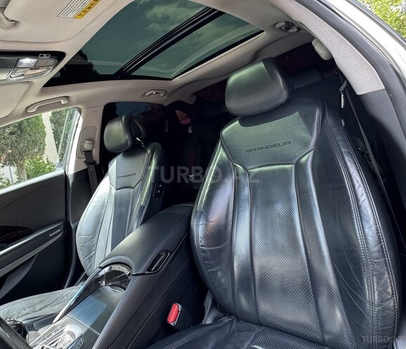 Hyundai Grandeur 2015, 208,000 km - 2.2 л - Bakı