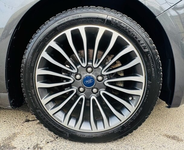 Ford Fusion (North America) 2018, 140,000 km - 1.5 l - Bakı