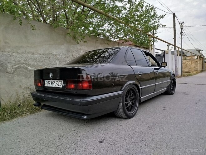 BMW 520 1993, 333,333 km - 2.0 l - Bakı