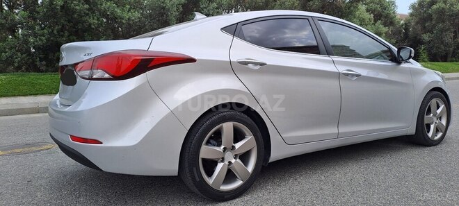 Hyundai Avante 2015, 182,000 km - 1.6 л - Bakı