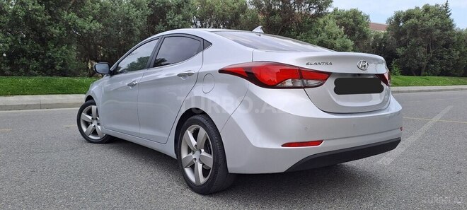 Hyundai Avante 2015, 182,000 km - 1.6 л - Bakı