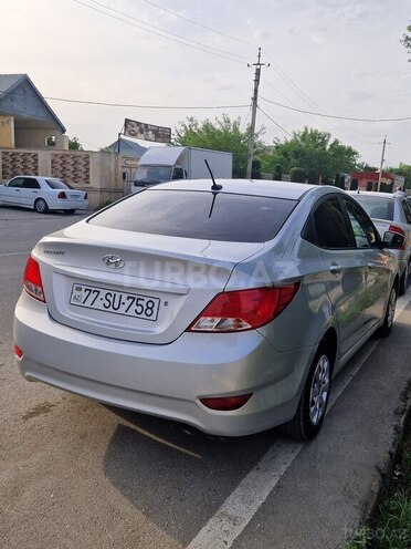 Hyundai Accent 2015, 178,000 km - 1.5 l - Ağcabədi