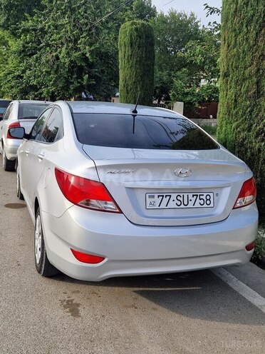 Hyundai Accent 2015, 178,000 km - 1.5 l - Ağcabədi