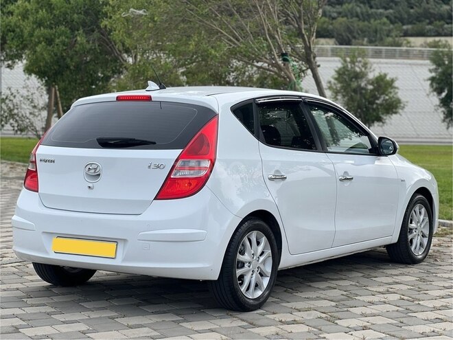 Hyundai i30 2009, 254,000 km - 1.6 l - Bakı