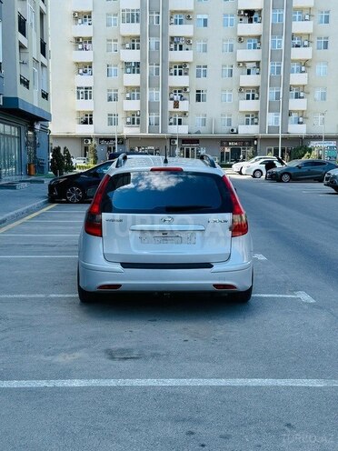 Hyundai i30 2011, 300,000 km - 1.4 l - Bakı
