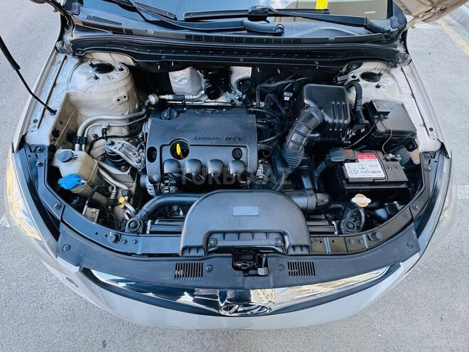 Hyundai i30 2011, 300,000 km - 1.4 l - Bakı