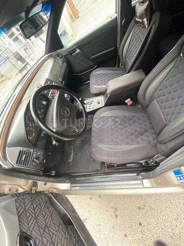 Mercedes C 180 1995, 218,810 km - 1.8 l - Bakı