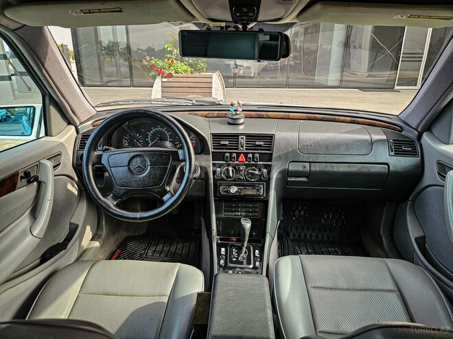 Mercedes C 230 1999, 191,000 km - 2.3 l - Bakı