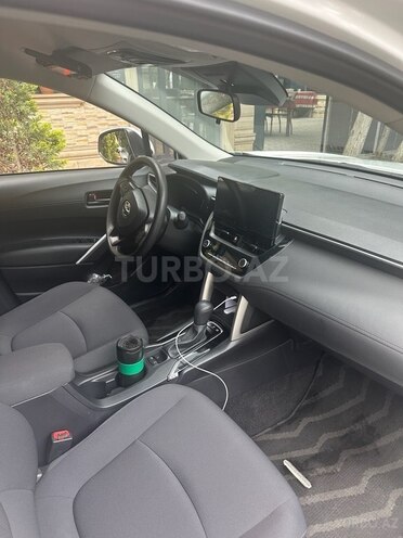 Toyota Corolla Cross 2024, 24,000 km - 2.0 л - Bakı