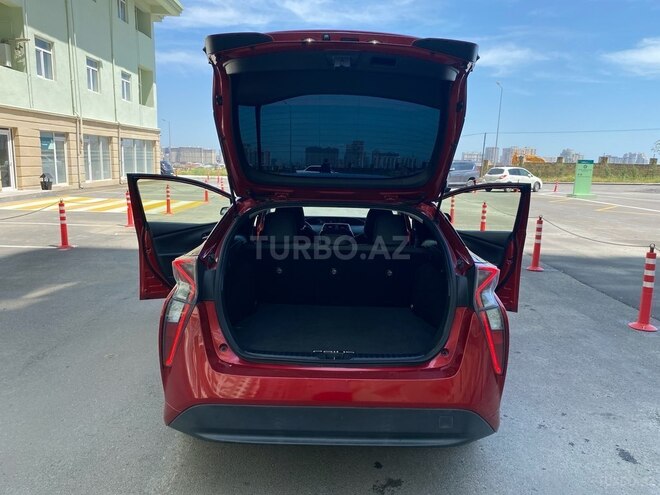 Toyota Prius 2016, 178,000 km - 1.8 l - Bakı