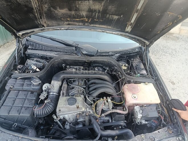 Mercedes E 200 d 1993, 558,880 km - 2.0 л - Salyan