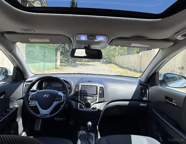Hyundai i30 2010, 128,695 km - 1.6 l - Bakı
