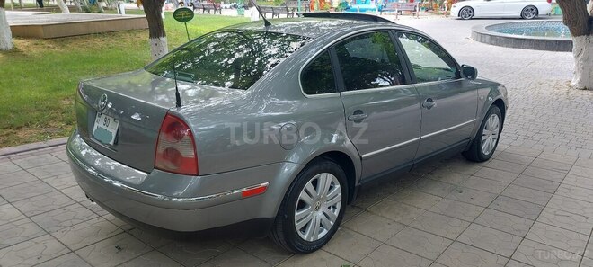 Volkswagen Passat 2003, 284,673 km - 1.8 l - Bakı