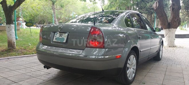 Volkswagen Passat 2003, 284,673 km - 1.8 l - Bakı