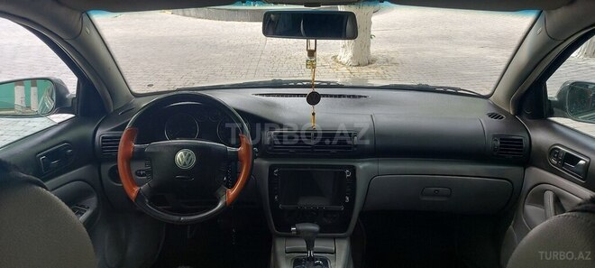 Volkswagen Passat 2003, 284,673 km - 1.8 l - Bakı