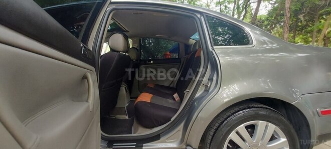 Volkswagen Passat 2003, 284,673 km - 1.8 l - Bakı