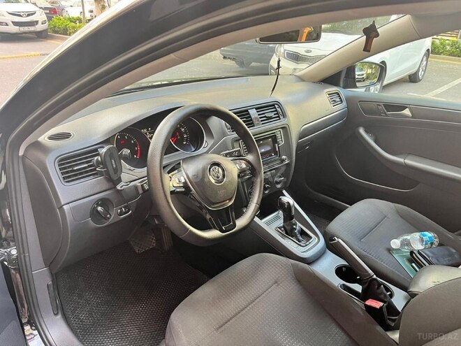 Volkswagen Jetta 2015, 273,588 km - 1.4 l - Bakı