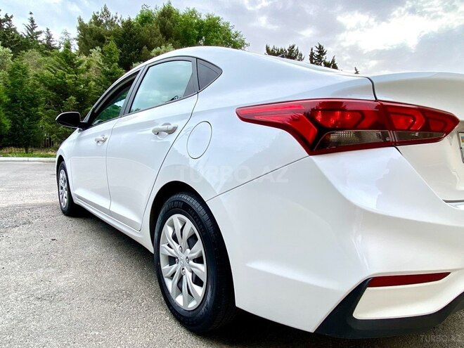 Hyundai Accent 2020, 99,779 km - 1.6 l - Bakı