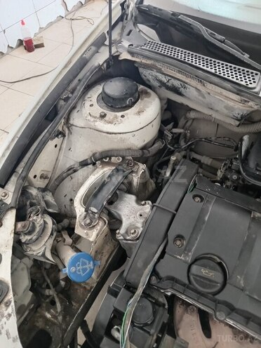 Iran Khodro Runna 2014, 346,000 km - 1.6 l - Bakı