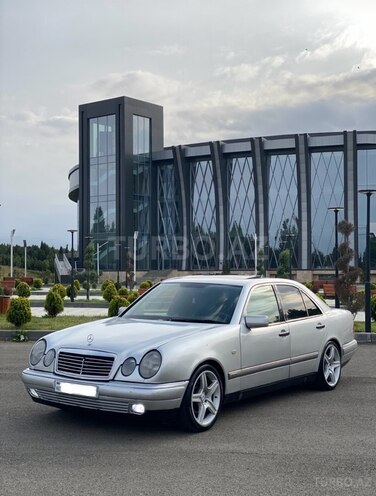 Mercedes E 230 1996, 325,806 km - 2.3 l - Gəncə