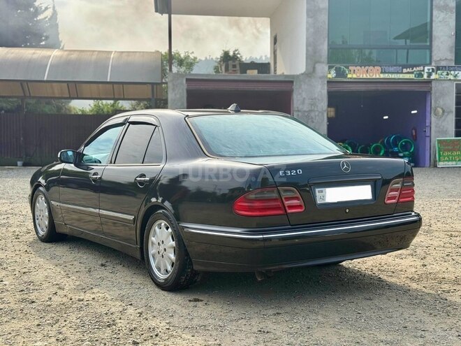Mercedes E 320 2001, 361,000 km - 3.2 л - Astara