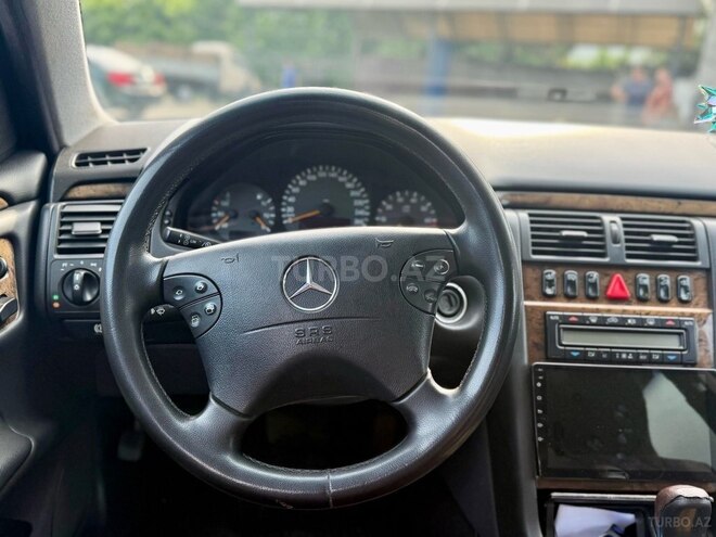 Mercedes E 320 2001, 361,000 km - 3.2 л - Astara
