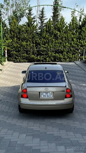 Volkswagen Passat 2001, 430,000 km - 1.8 l - Saatlı
