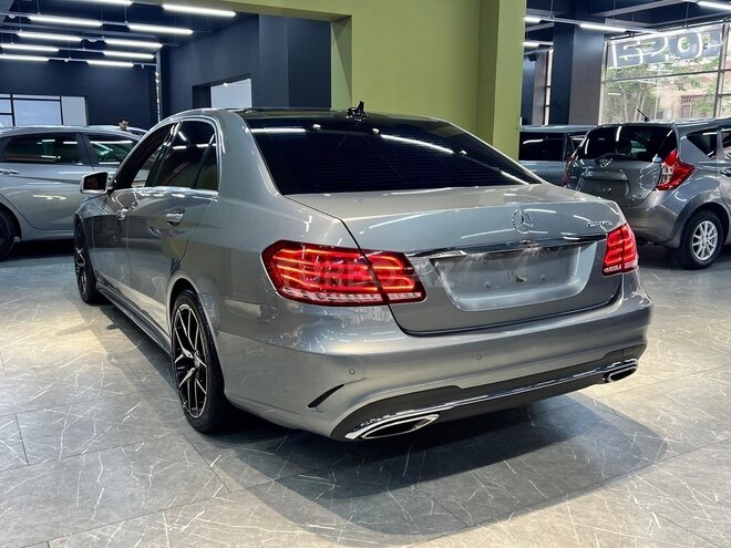 Mercedes E 220 d 2014, 235,000 km - 2.2 l - Bakı