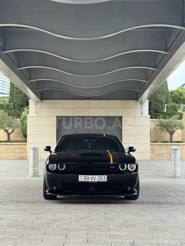 Dodge Challenger 2023, 16,000 km - 3.6 л - Bakı
